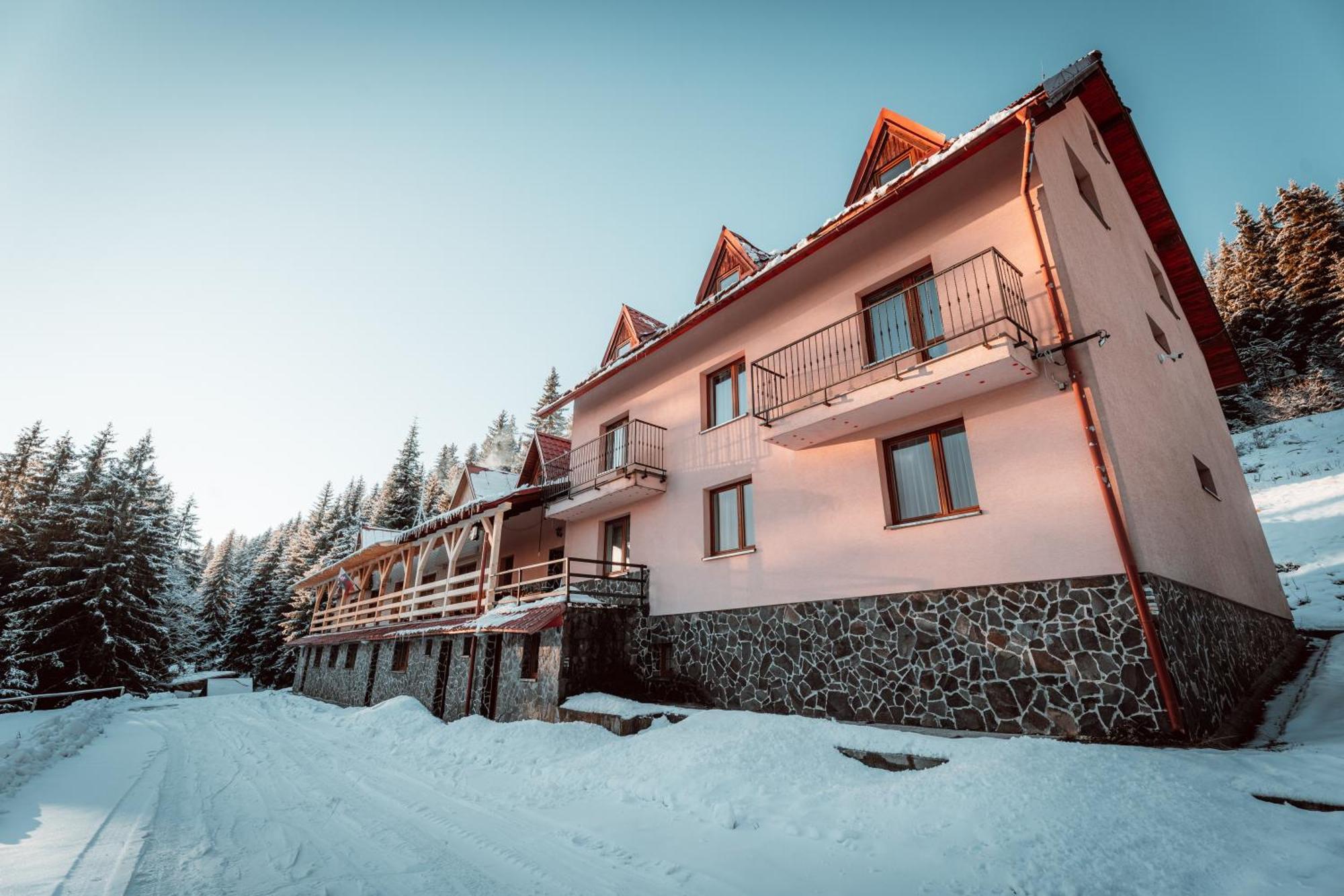 Chalet Kubinska Hola
